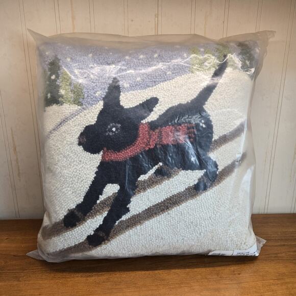 Peking Handicraft Dog Skiing Hook Hooked Pillow Scottie Terrier Holiday 16x 16 - Picture 1 of 5